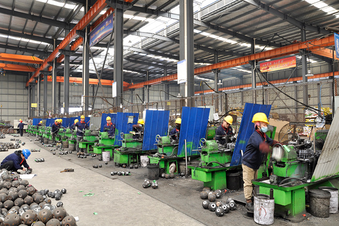 彭州网架锥头车间